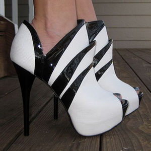 Qupid Luxe Saint Black White Peep Toe Heels